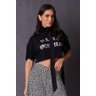 blusa cropped com estampa localizada de viscose preto 1