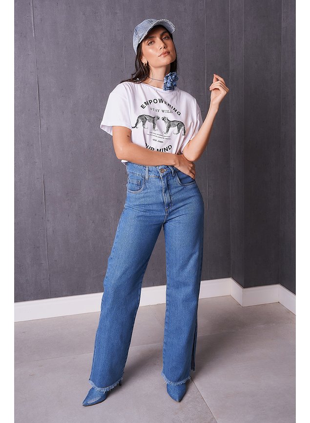 blusa cropped com estampa localizada de malha branco 3