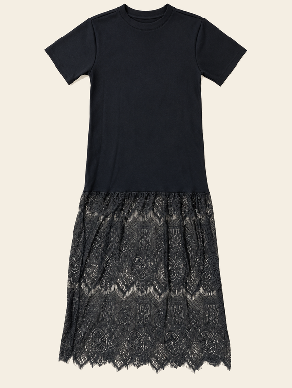 Vestido Midi Camiseta com Saia de Renda Laylah - Preto